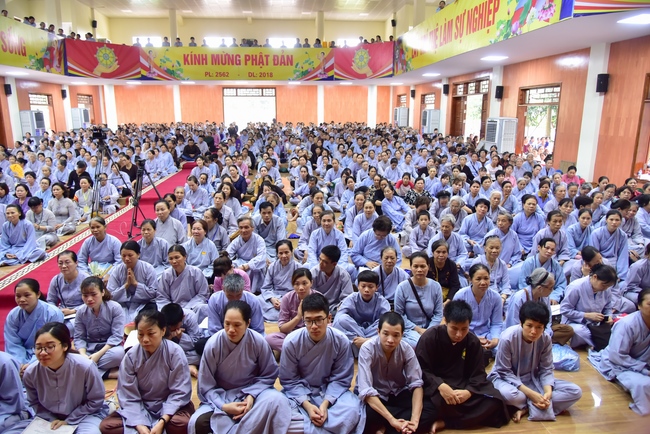 Board of directors of Vietnam’s Buddhist Sangha in Que Vo district held the Buddha's birthday ceremony at Diên Quang pagoda – Bắc Ninh
