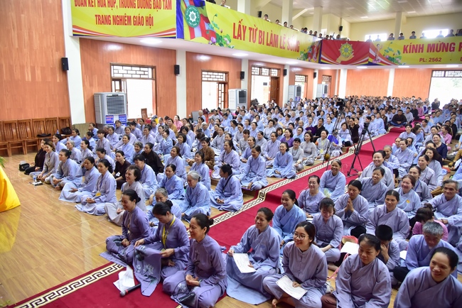 Board of directors of Vietnam’s Buddhist Sangha in Que Vo district held the Buddha's birthday ceremony at Diên Quang pagoda – Bắc Ninh