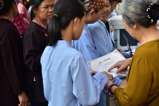 Board of directors of Vietnam’s Buddhist Sangha in Que Vo district held the Buddha's birthday ceremony at Diên Quang pagoda – Bắc Ninh