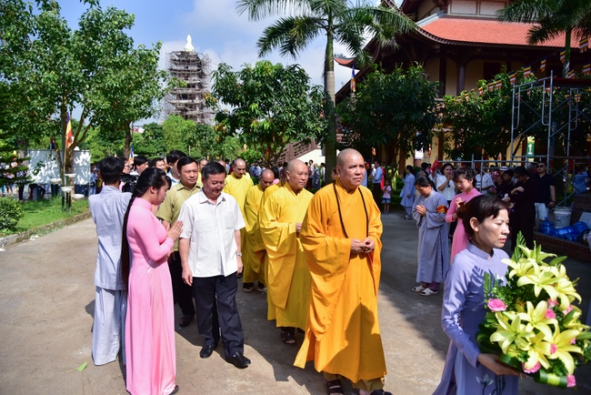 Board of directors of Vietnam’s Buddhist Sangha in Que Vo district held the Buddha's birthday ceremony at Diên Quang pagoda – Bắc Ninh