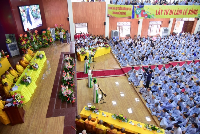 Board of directors of Vietnam’s Buddhist Sangha in Que Vo district held the Buddha's birthday ceremony at Diên Quang pagoda – Bắc Ninh