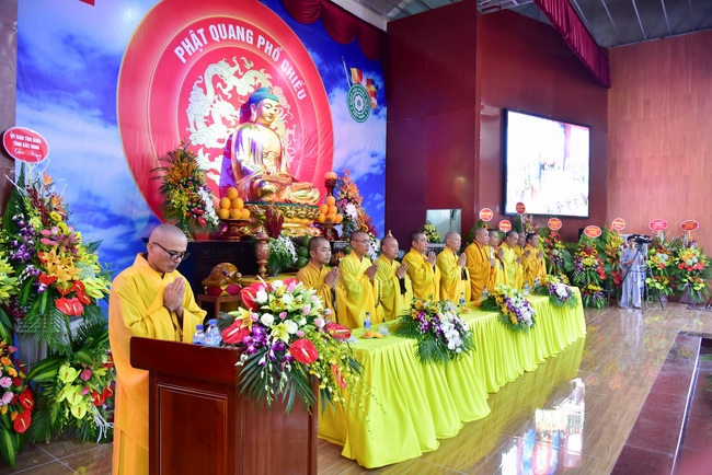 Board of directors of Vietnam’s Buddhist Sangha in Que Vo district held the Buddha's birthday ceremony at Diên Quang pagoda – Bắc Ninh