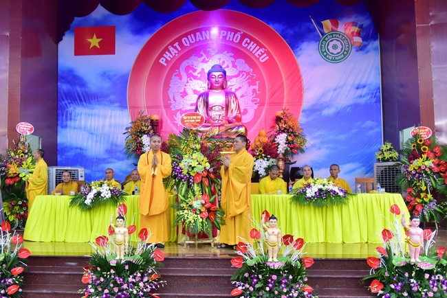 Board of directors of Vietnam’s Buddhist Sangha in Que Vo district held the Buddha's birthday ceremony at Diên Quang pagoda – Bắc Ninh
