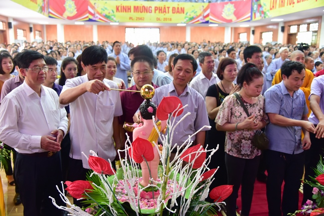 Board of directors of Vietnam’s Buddhist Sangha in Que Vo district held the Buddha's birthday ceremony at Diên Quang pagoda – Bắc Ninh