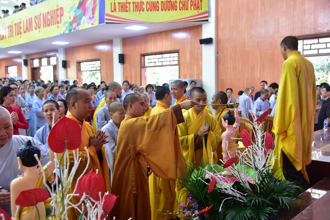 Board of directors of Vietnam’s Buddhist Sangha in Que Vo district held the Buddha's birthday ceremony at Diên Quang pagoda – Bắc Ninh