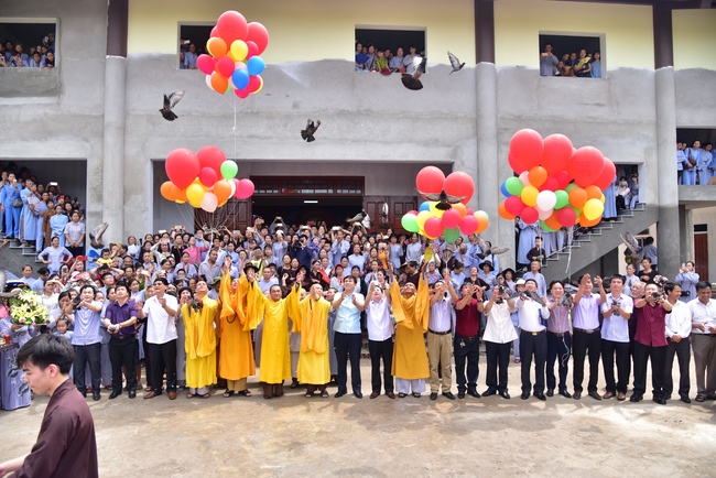 Board of directors of Vietnam’s Buddhist Sangha in Que Vo district held the Buddha's birthday ceremony at Diên Quang pagoda – Bắc Ninh