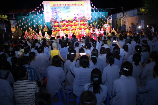 BTS GHPGVN TP. Hạ Long tổ chức Đại lễ Phật Đản PL.2562 - DL. 2018