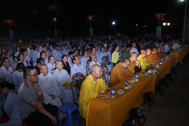 BTS GHPGVN TP. Hạ Long tổ chức Đại lễ Phật Đản PL.2562 - DL. 2018