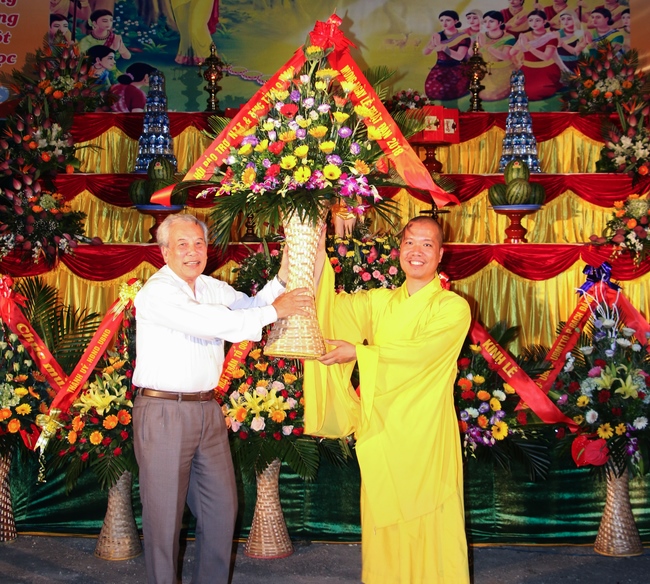 BTS GHPGVN TP. Hạ Long tổ chức Đại lễ Phật Đản PL.2562 - DL. 2018