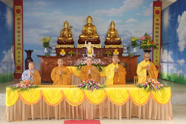 The Buddha’s birthday celebration at Dong Cao pagoda in Thanh Hoa province