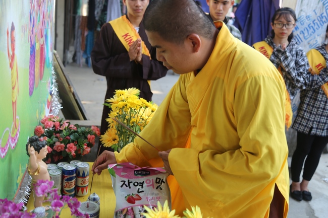 The Buddha’s birthday celebration at Dong Cao pagoda in Thanh Hoa province