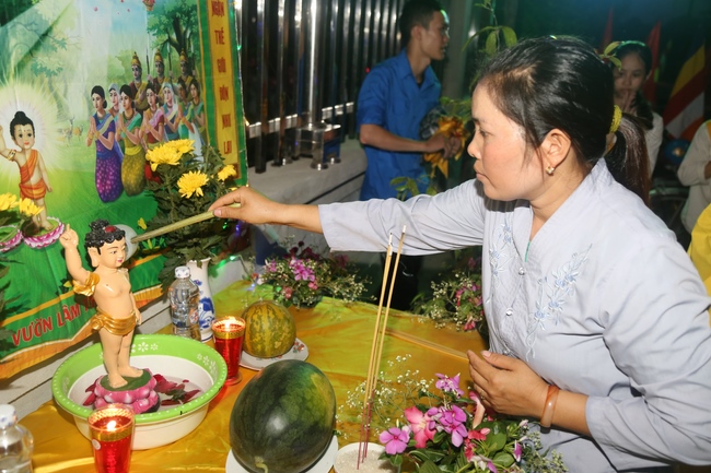 The Buddha’s birthday celebration at Dong Cao pagoda in Thanh Hoa province