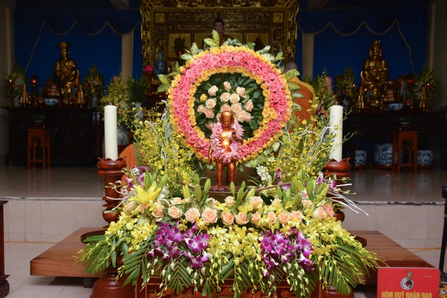 The great ceremony of the Buddha’s birthday at Tay Khanh pagoda in Thai Binh province
