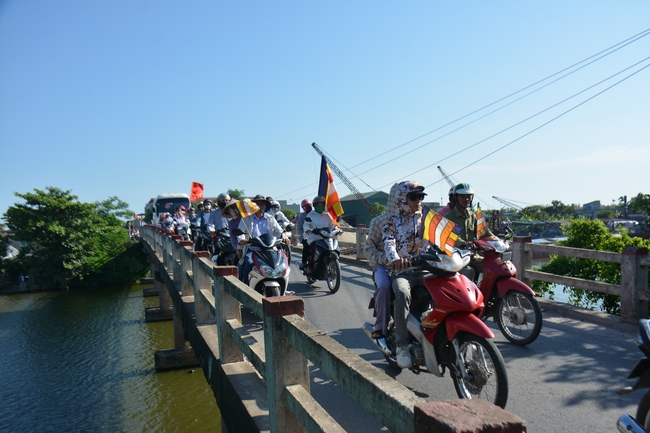 The great ceremony of the Buddha’s birthday at Tay Khanh pagoda in Thai Binh province
