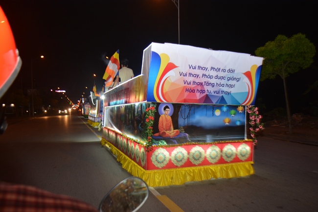 The great ceremony of the Buddha’s birthday at Tay Khanh pagoda in Thai Binh province
