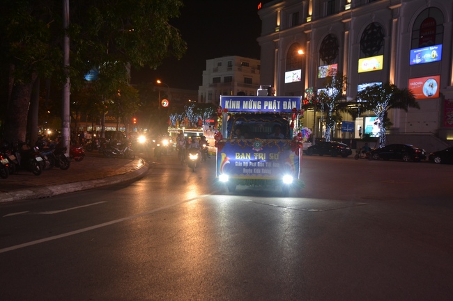 The great ceremony of the Buddha’s birthday at Tay Khanh pagoda in Thai Binh province
