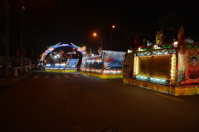 The great ceremony of the Buddha’s birthday at Tay Khanh pagoda in Thai Binh province