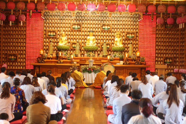 Lễ Tắm Phật tại chùa Cham Jeoun Uri - Hàn Quốc