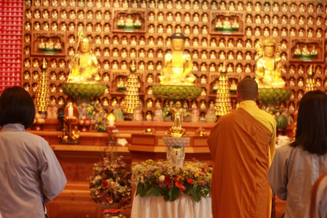 Lễ Tắm Phật tại chùa Cham Jeoun Uri - Hàn Quốc