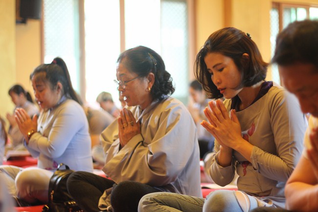 Lễ Tắm Phật tại chùa Cham Jeoun Uri - Hàn Quốc