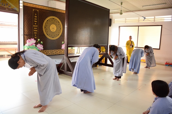 Khai khóa Khóa tu Phật thất lần 88