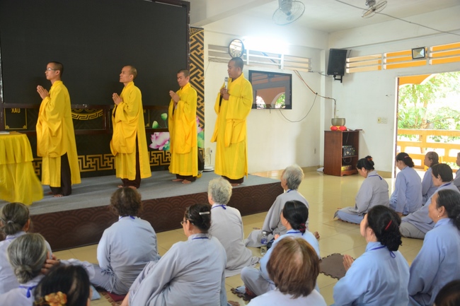 Khai khóa Khóa tu Phật thất lần 88