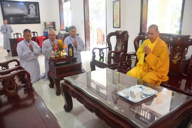 Opening the 88 th Senven-day- retreat Course