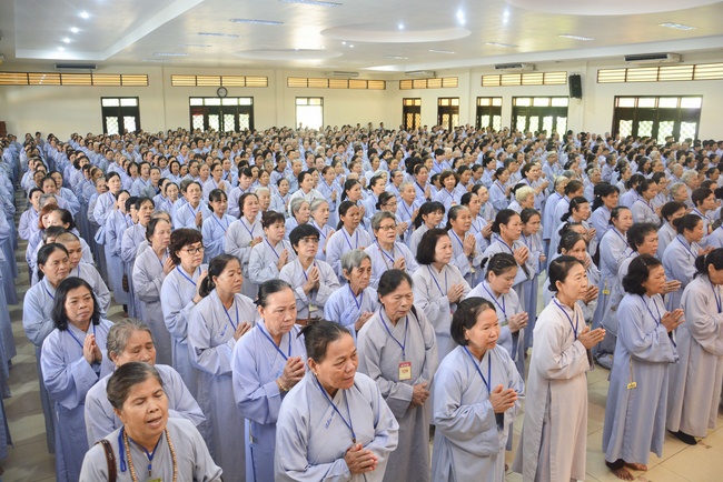 Opening the 88 th Senven-day- retreat Course