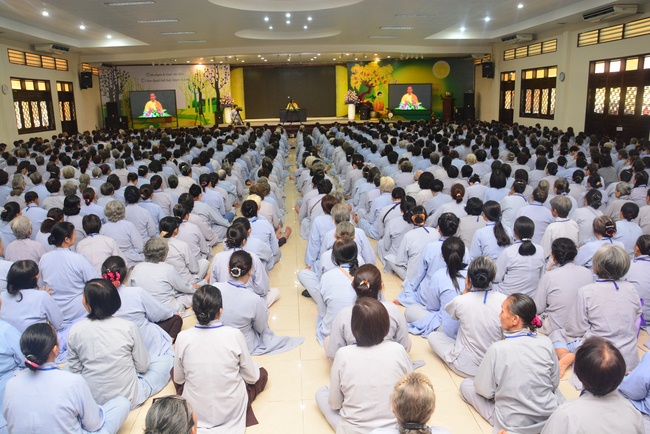 Opening the 88 th Senven-day- retreat Course