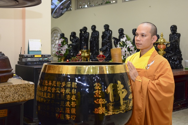 Nguyen Van Cu’s High-school-student prayed before the final exam