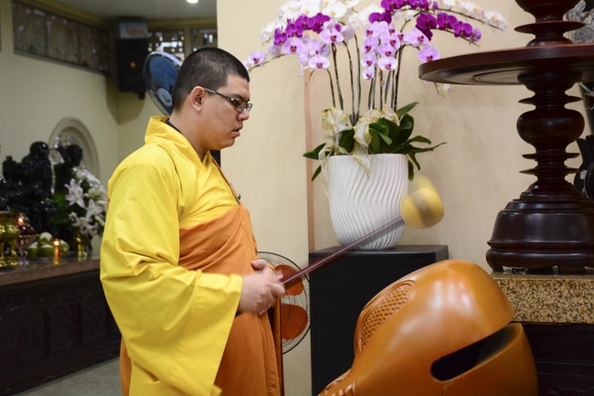 Nguyen Van Cu’s High-school-student prayed before the final exam