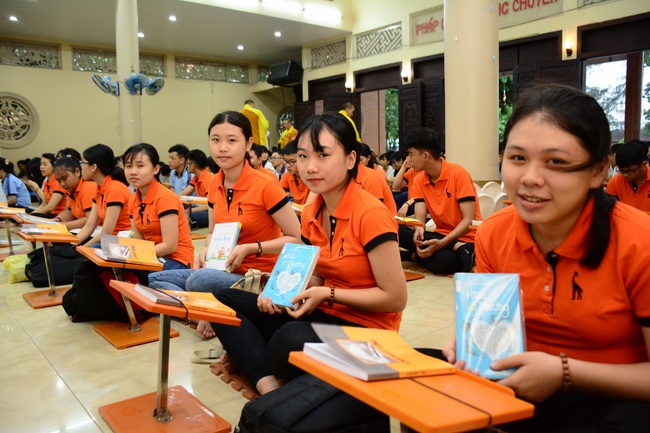 Nguyen Van Cu’s High-school-student prayed before the final exam