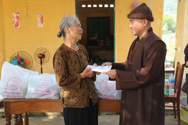 Hà Nội: Gần 150 bạn trẻ cùng tham dự khóa tu “Về để lắng nghe”