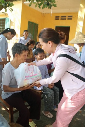 Hà Nội: Gần 150 bạn trẻ cùng tham dự khóa tu “Về để lắng nghe”