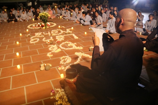 Hà Nội: Gần 150 bạn trẻ cùng tham dự khóa tu “Về để lắng nghe”