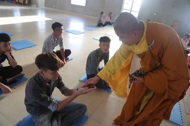 Praying before Examination at Dong Cao Pagoda – Thanh Hoa