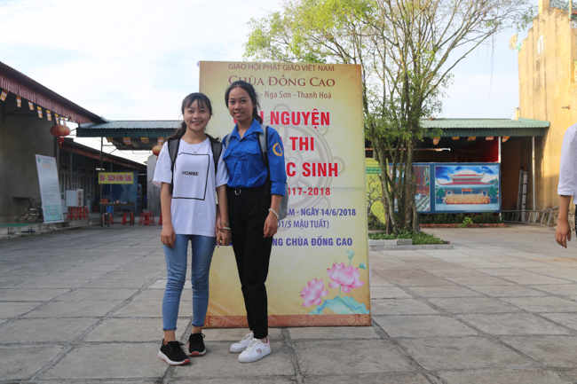 Praying before Examination at Dong Cao Pagoda – Thanh Hoa
