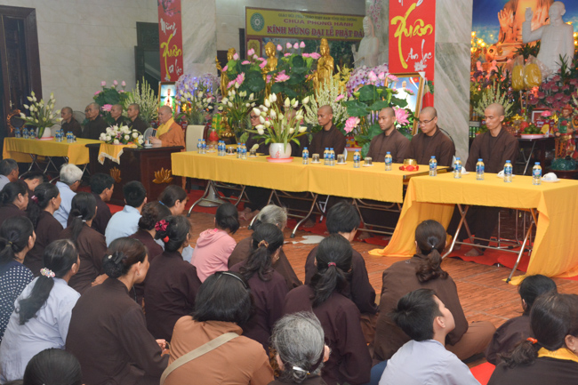 Giảng pháp tại chùa Phong Hanh - TP. Hải Dương