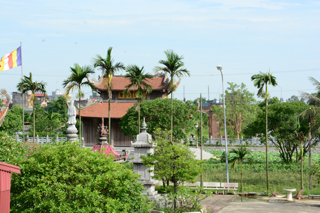 Giảng pháp tại chùa Phong Hanh - TP. Hải Dương