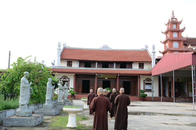 Giảng pháp tại chùa Phong Hanh - TP. Hải Dương