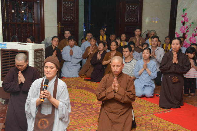 Giảng pháp tại chùa Phong Hanh - TP. Hải Dương