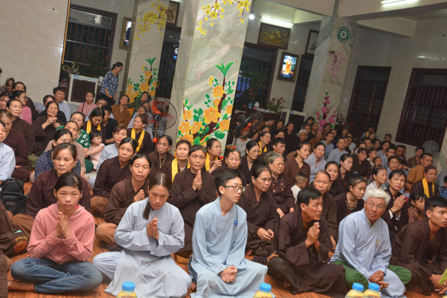 Giảng pháp tại chùa Phong Hanh - TP. Hải Dương