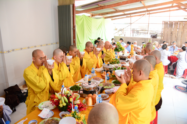 Releasing creatures in An Giang