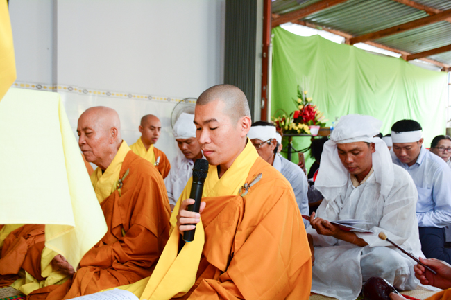 Releasing creatures in An Giang