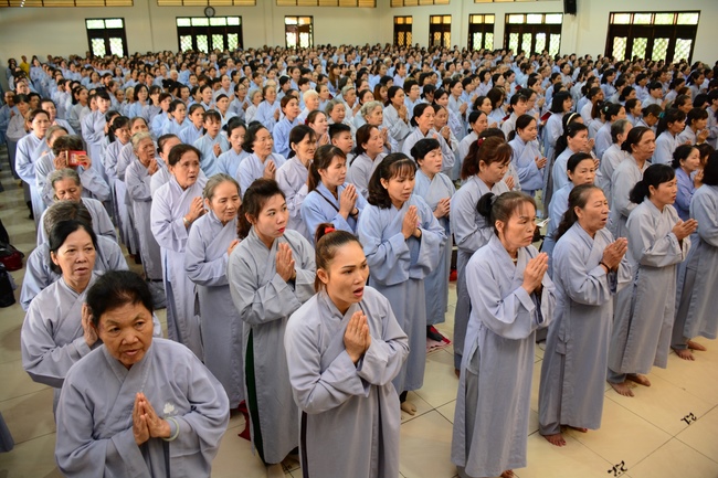 Tu niệm Phật một ngày