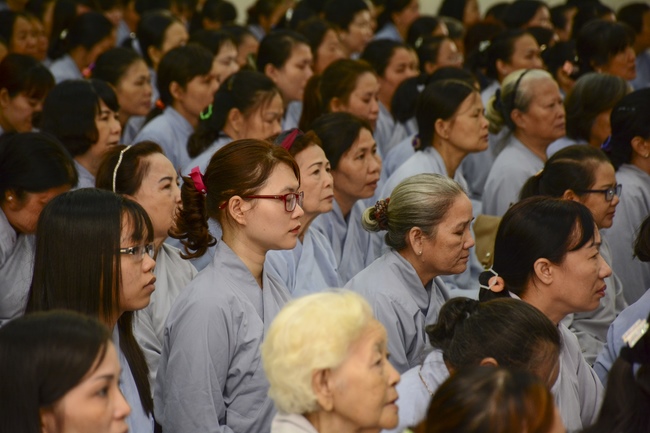 Tu niệm Phật một ngày