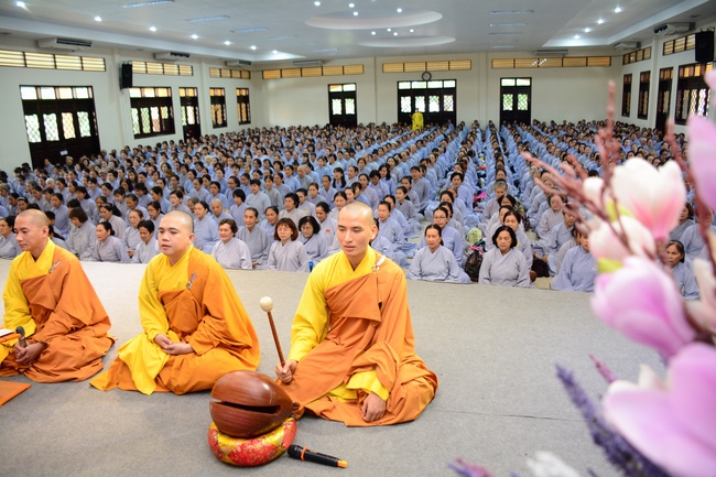 Tu niệm Phật một ngày