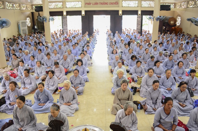 Tu niệm Phật một ngày