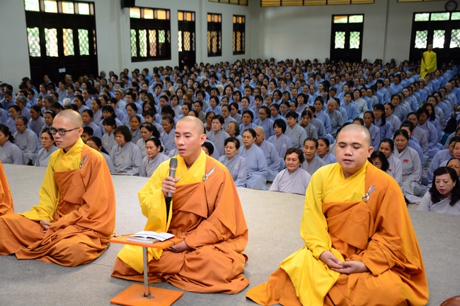 Tu niệm Phật một ngày