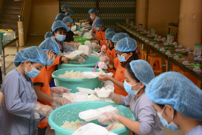 Tu niệm Phật một ngày